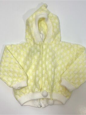 Vintage Kmart Textured Hooded Sweatshirt in Pale Yellow and White 18-24 Months